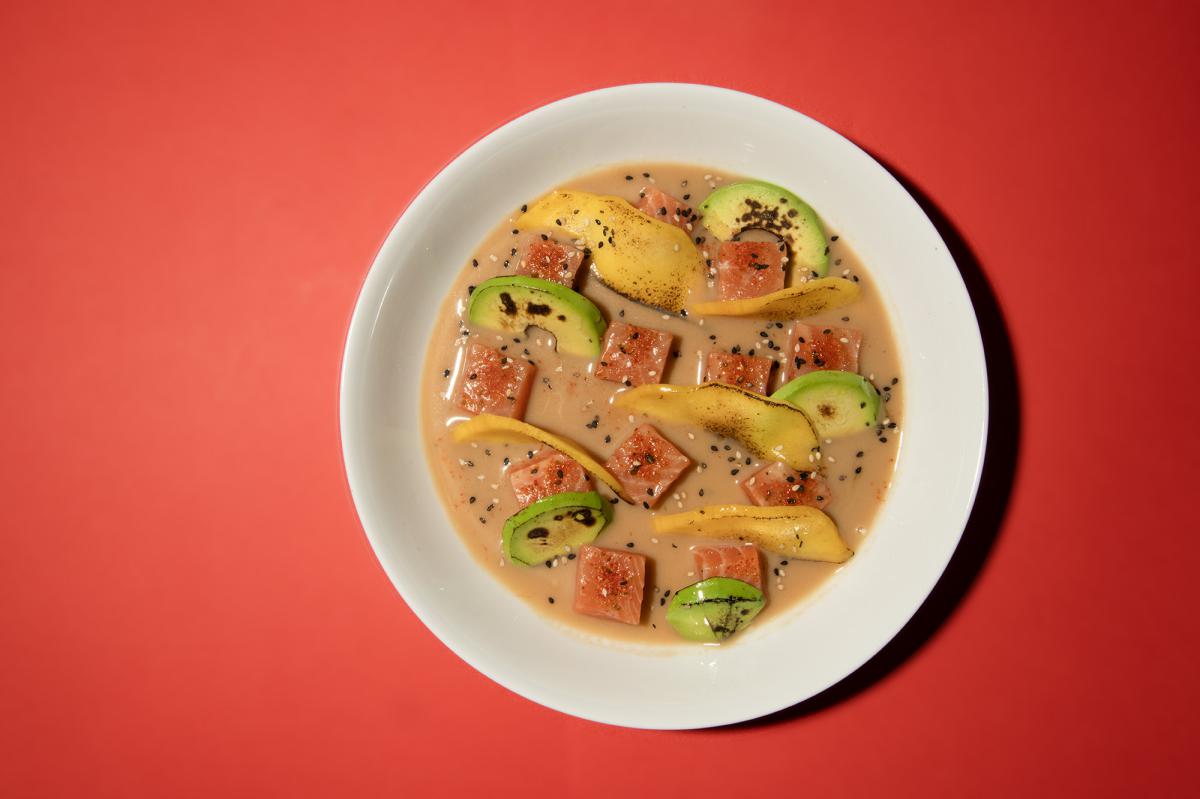 Ceviche de trucha y mango
