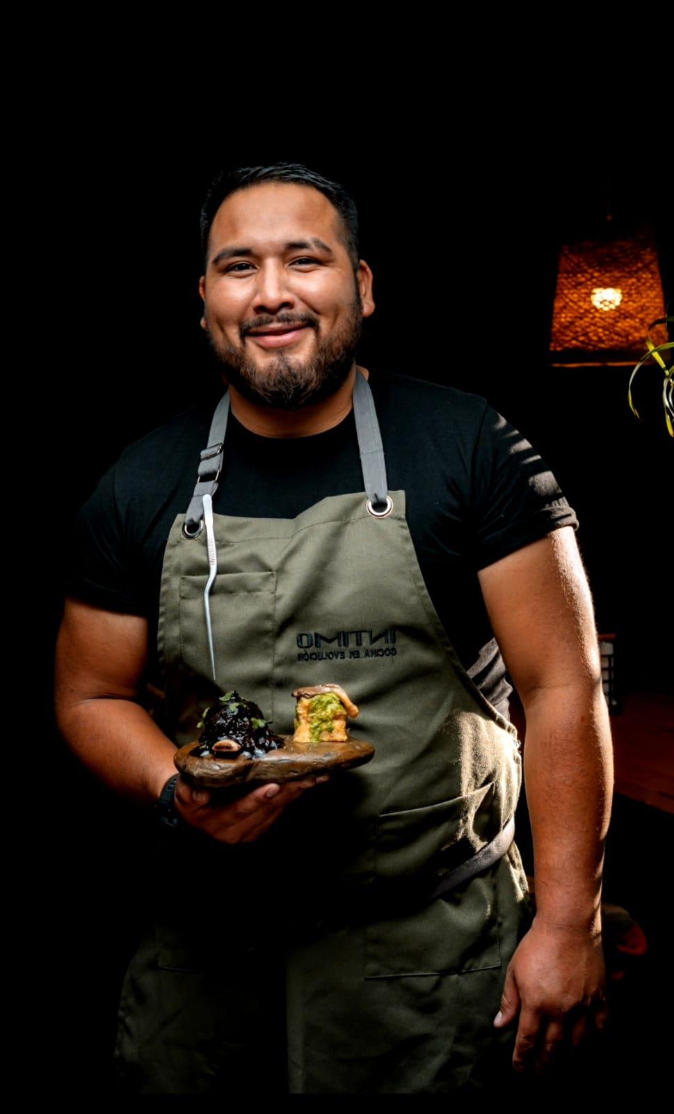 Chef Alex Quiñones - Restaurante Intimo