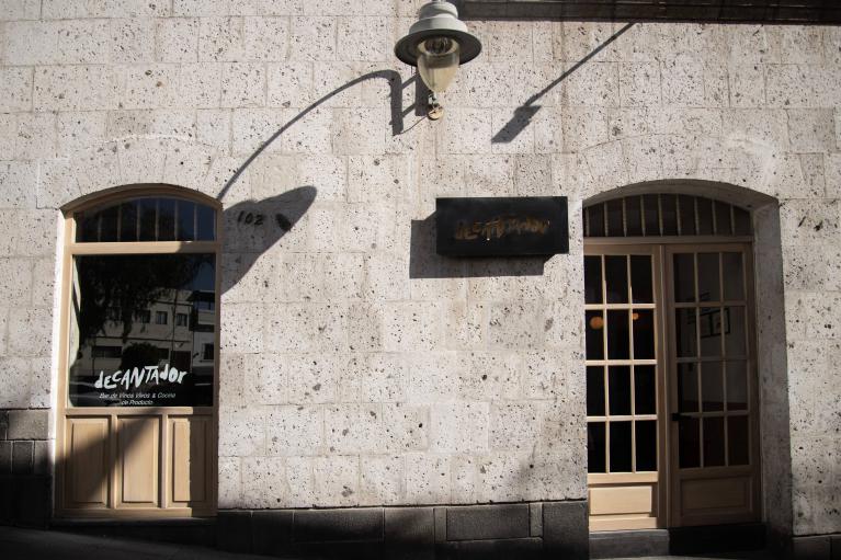 Fachada restaurante Decantador